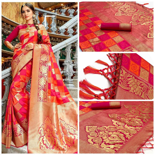 Beautiful Rich Pallu & Jaccquard Work On All Over Saree - thevendorvilla
