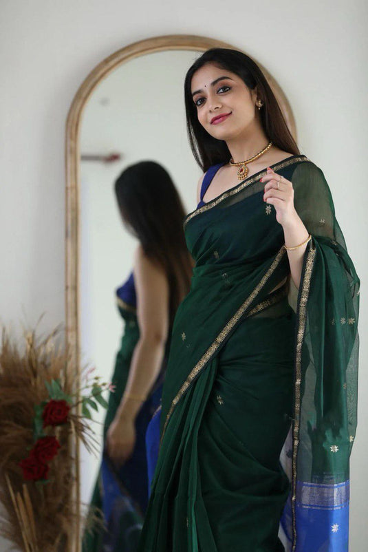 Luxurious Linen: The Soft Slub Saree