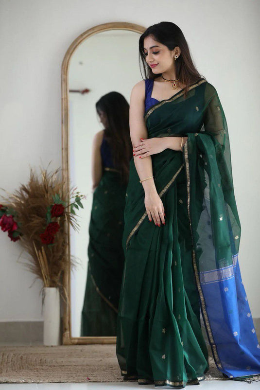 Luxurious Linen: The Soft Slub Saree