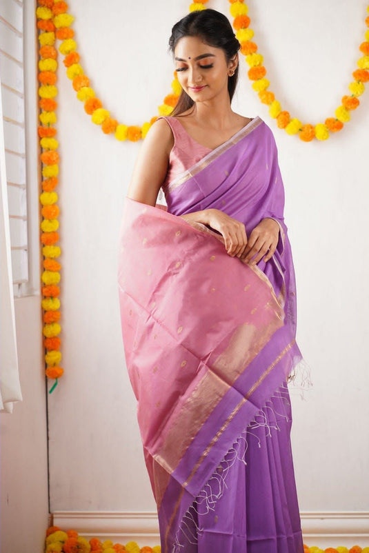 Luxurious Linen: The Soft Slub Saree