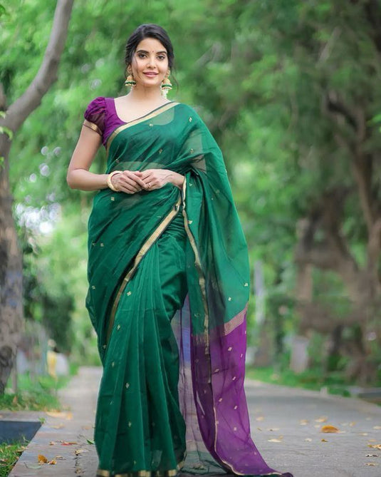 Luxurious Linen: The Soft Slub Saree