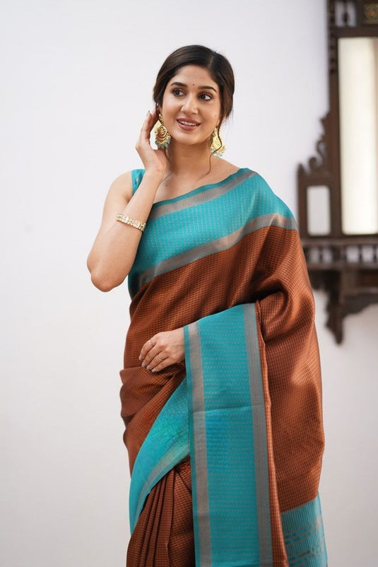 Beautiful Rich Pallu & Jaccquard Work On All Over Saree - thevendorvilla