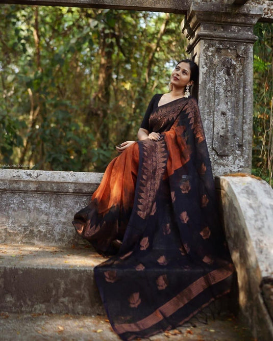 Luxurious Linen: The Soft Slub Saree