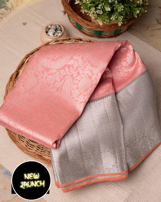 Beautiful Rich Pallu & Jaccquard Work On All Over Saree - thevendorvilla