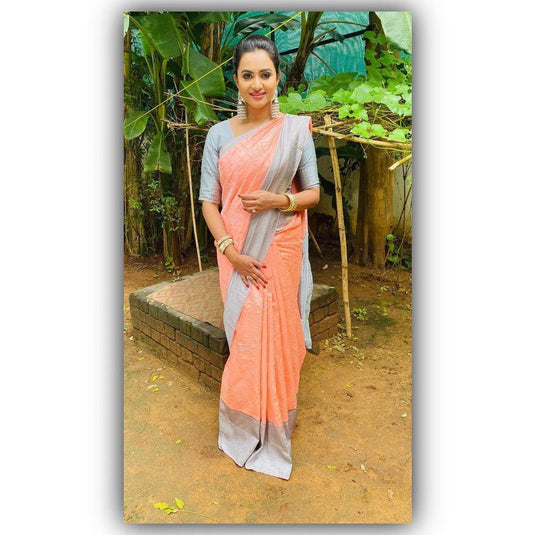 Beautiful Rich Pallu & Jaccquard Work On All Over Saree - thevendorvilla