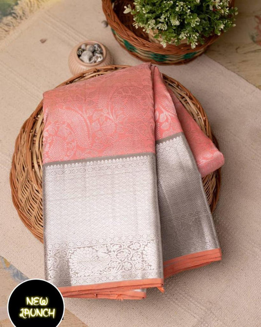 Beautiful Rich Pallu & Jaccquard Work On All Over Saree - thevendorvilla