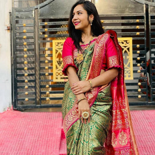 Beautiful Rich Pallu & Jaccquard Work On All Over Saree - thevendorvilla