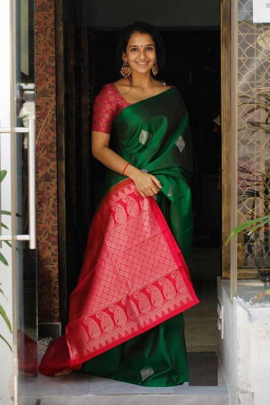Beautiful Rich Pallu & Jaccquard Work On All Over Saree