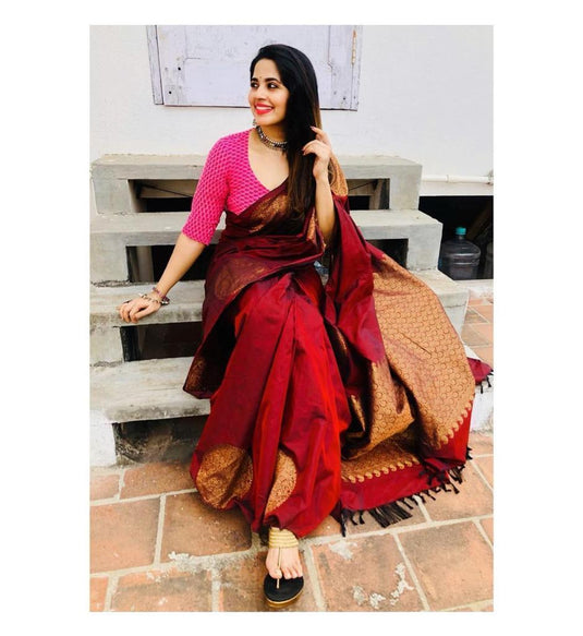 Beautiful Rich Pallu & Jaccquard Work On All Over Saree