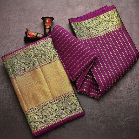 Beautiful Rich Pallu & Jaccquard Work On All Over Saree