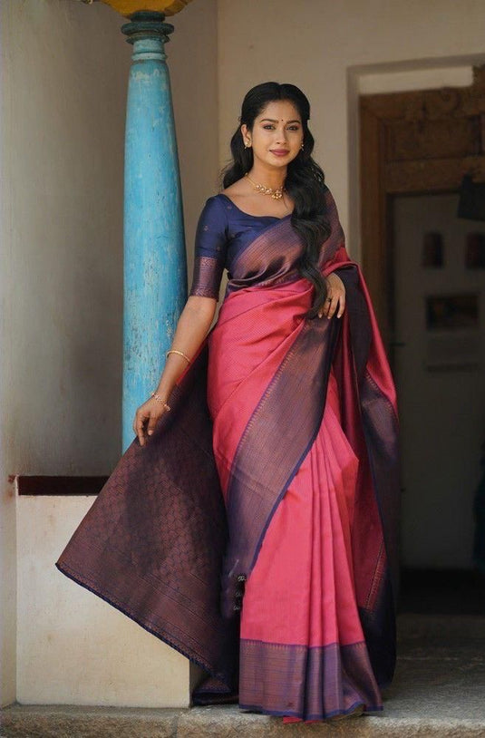 Beautiful Rich Pallu & Jaccquard Work On All Over Saree - thevendorvilla
