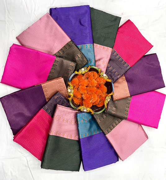 Beautiful Rich Pallu & Jaccquard Work On All Over Saree - thevendorvilla