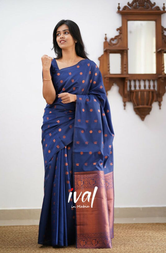 Beautiful Rich Pallu & Jaccquard Work On All Over Saree - thevendorvilla