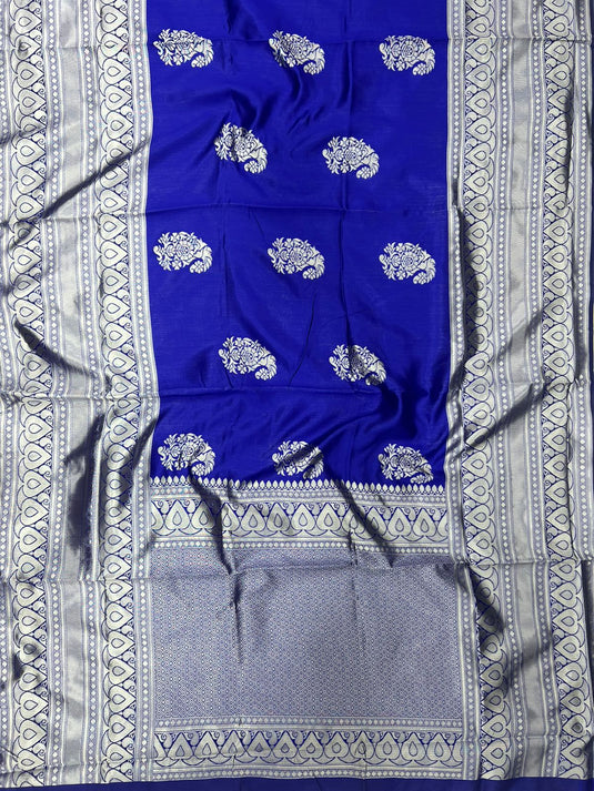 Beautiful Rich Pallu & Jaccquard Work On All Over Saree - thevendorvilla