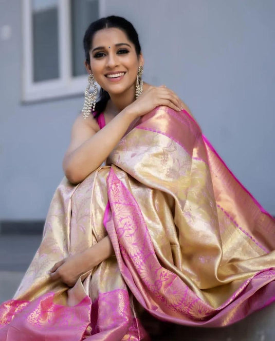 Beautiful Rich Pallu & Jaccquard Work On All Over Saree - thevendorvilla