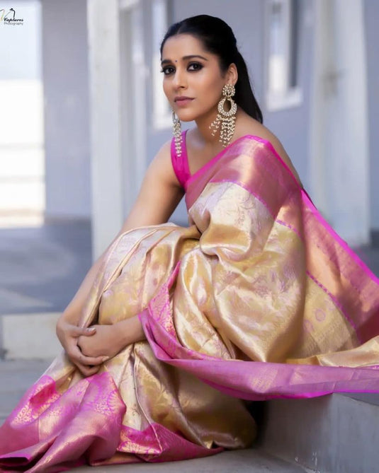 Beautiful Rich Pallu & Jaccquard Work On All Over Saree - thevendorvilla