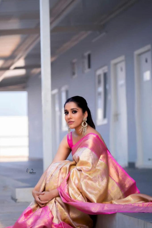 Beautiful Rich Pallu & Jaccquard Work On All Over Saree - thevendorvilla
