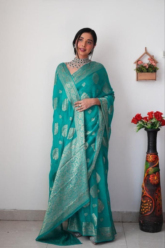 Luxurious Linen: The Soft Slub Ready Wear Saree
