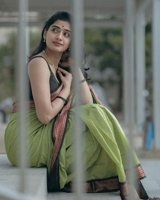 Silk Sensation: Lichi Saree