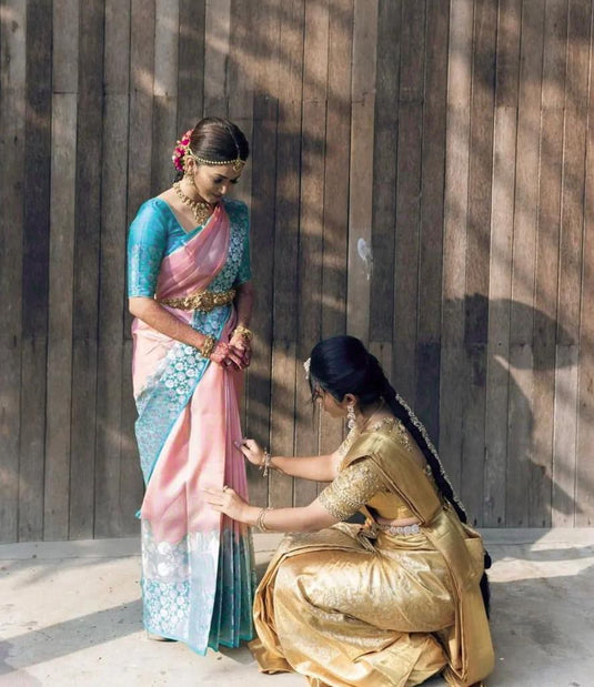 Beautiful Rich Pallu & Jaccquard Work On All Over Saree - thevendorvilla