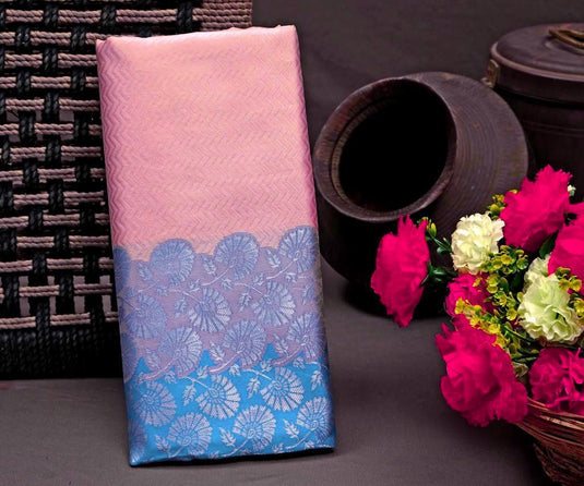 Beautiful Rich Pallu & Jaccquard Work On All Over Saree - thevendorvilla