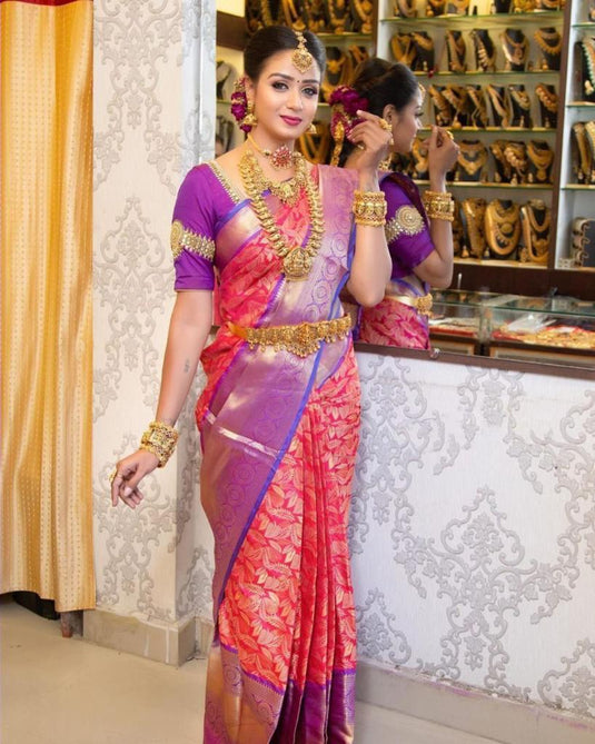 Beautiful Rich Pallu & Jaccquard Work On All Over Saree - thevendorvilla