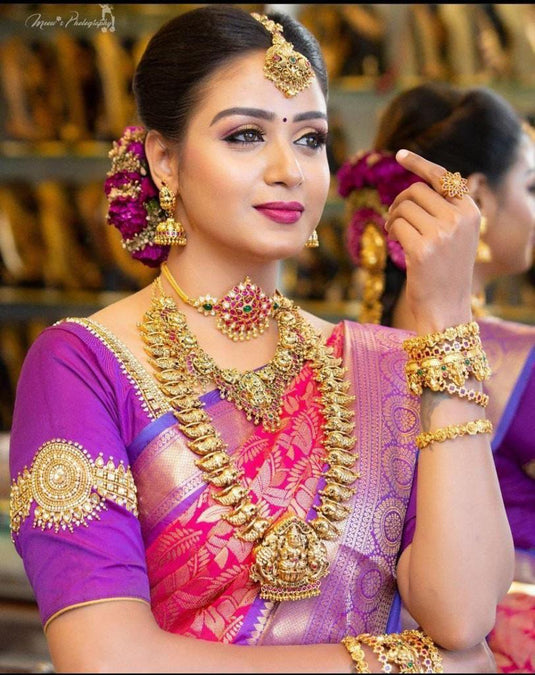 Beautiful Rich Pallu & Jaccquard Work On All Over Saree - thevendorvilla
